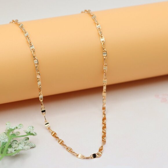 "Twisted Flat Link Rose Gold Necklace, Modern Chic Chain Design, XPNL0183 - Picture 8 of 12